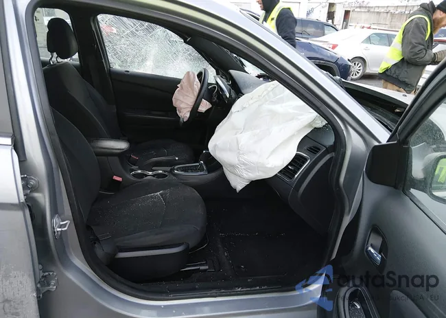 1C3CCBAB1EN211156: 44368961