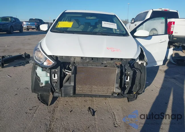 KMHCT4AE5HU171624: 44368993