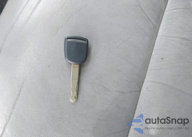 1HGCP3F8XBA006880: 44369035