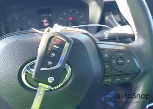 5YFB4MDE4RP207715: 44369127