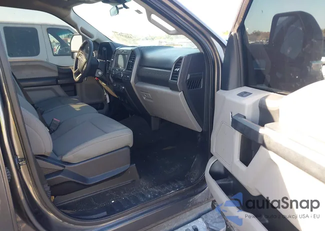 1FT7W2B64LED19371: 44369167