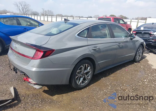 5NPEF4JA8LH011807: 44369281