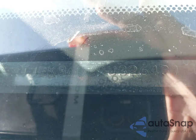 4T1BK36B29U326431: 44369289