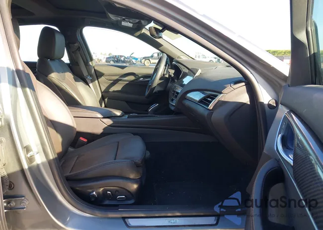 1G6DP5RK8R0107473: 44369300