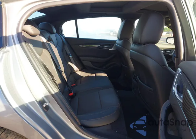 1G6DP5RK8R0107473: 44369300