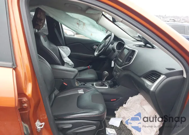 1C4PJMBS3FW757031: 44369321