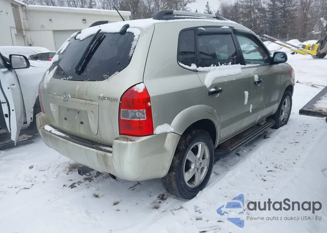 KM8JM12BX8U812290: 44369385