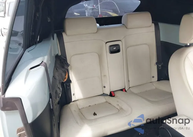 3VWRW3AL6AM011080: 44369448