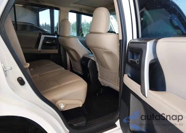 JTEBU5JR4K5681059: 44368685