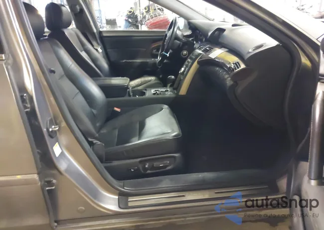 JH4KB16535C006472: 44368705