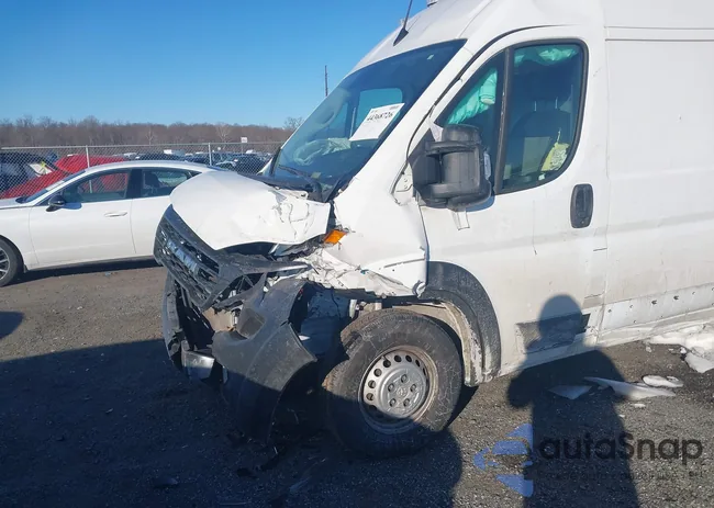 3C6MRVJG8RE146657: 44368726