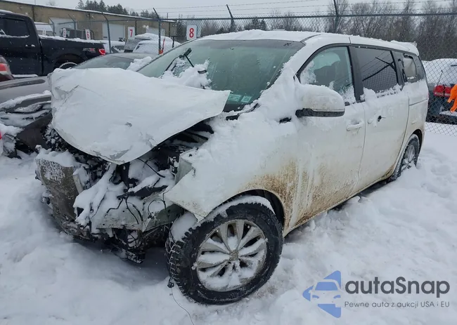 KNDMB5C19L6582503: 44368803