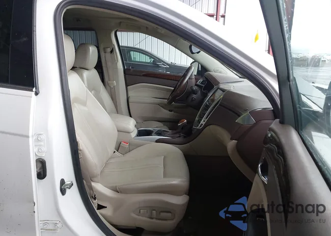 3GYFNCE30ES644270: 44368827