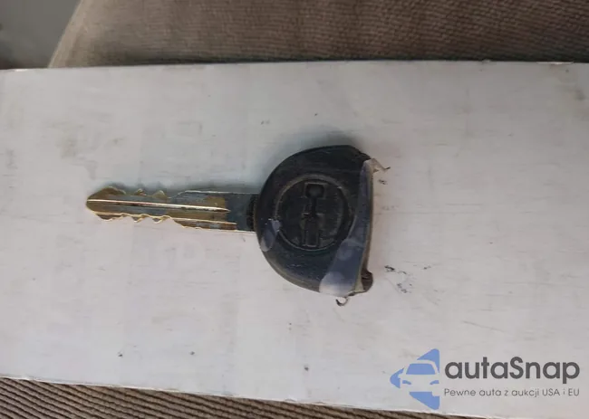 2GCEK19V931166837: 44368871