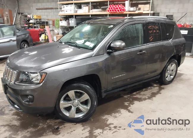 1C4NJDEB3FD208136: 44368896