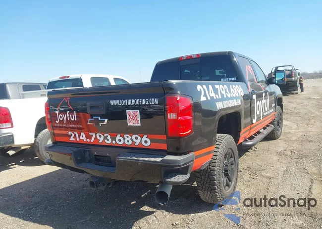 1GC1KWEYXJF262297: 44369923