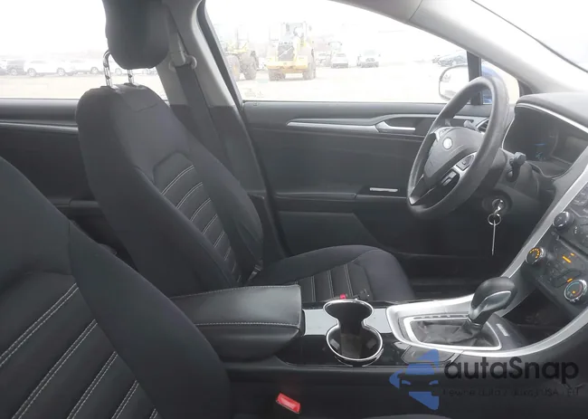 3FA6P0H76FR122688: 44370029