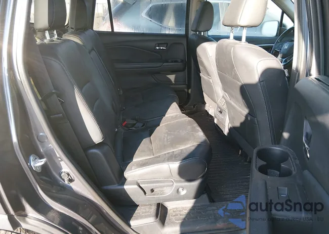 5FNYF5H26NB025885: 44370152