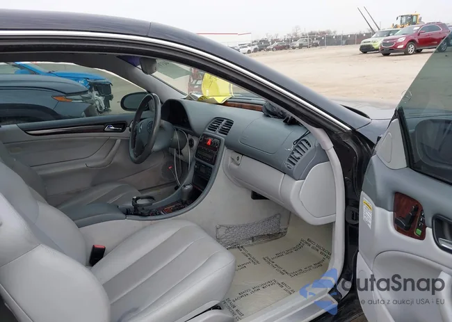 WDBLJ65G7YF129279: 44370166