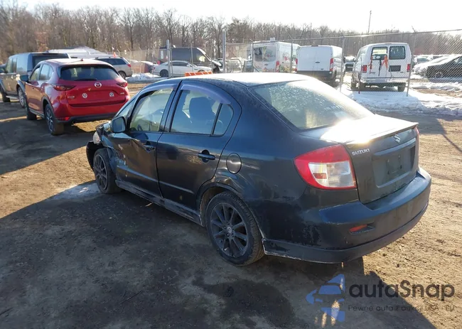 JS2YC417X85101192: 44370170