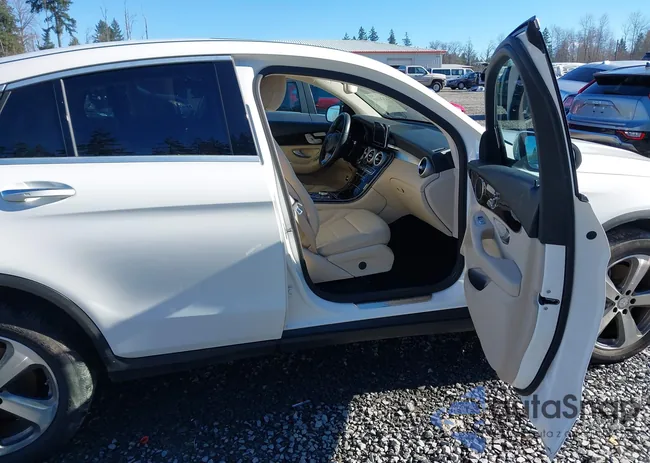 WDC0J4KB4HF189970: 44370189