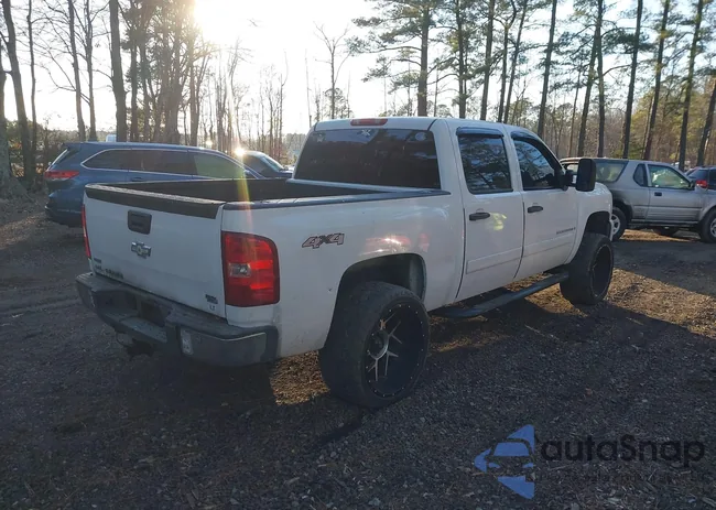 3GCEK13328G215303: 44370205