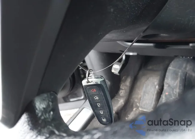 1FAHP2J86HG144417: 44370250