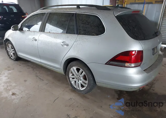 3VWPL7AJ1EM607953: 44370366