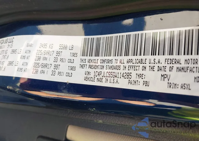 1C4PJLCS5GW114285: 44370369