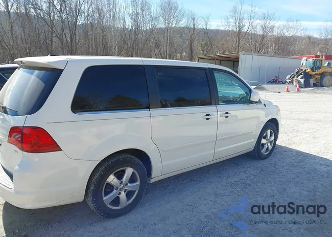 2V4RW3D14AR242359: 44370419