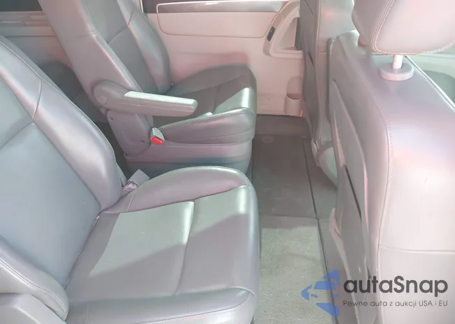 2V4RW3D14AR242359: 44370419