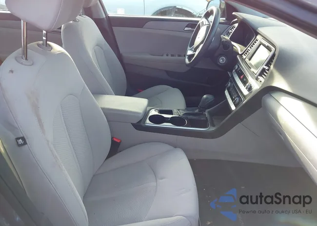 5NPE24AF9JH687722: 44370420