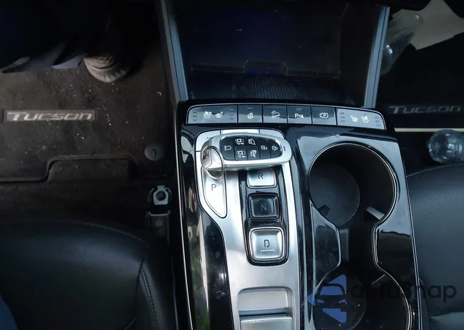 KM8JECA18NU072588: 44370427