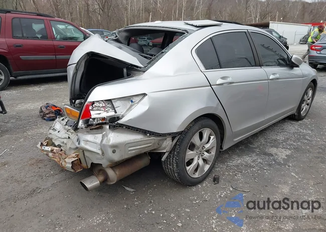 1HGCP2F8XAA129328: 44370475