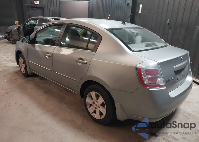 3N1AB61E28L626310: 44370499