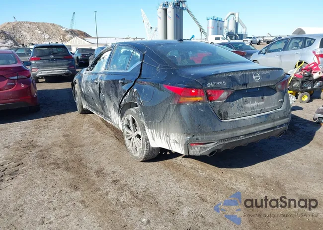 1N4BL4CW0RN371494: 44369526