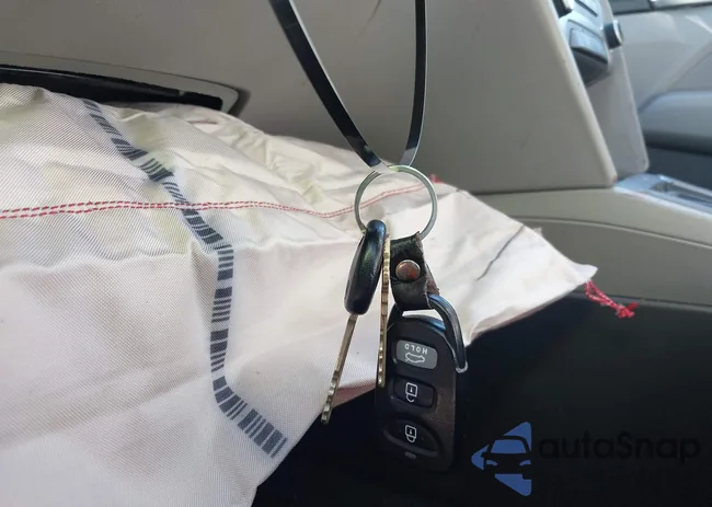 5NPD84LF7JH392948: 44369657