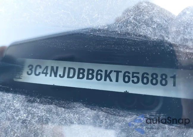 3C4NJDBB6KT656881: 44369721