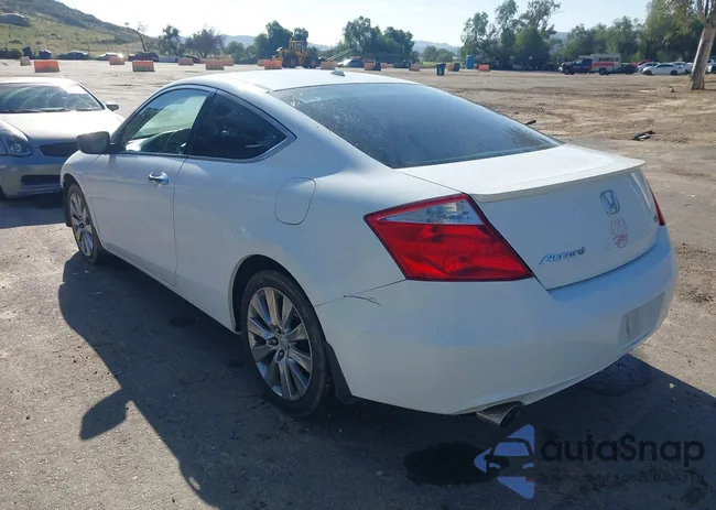 1HGCS2B87AA009216: 44369737