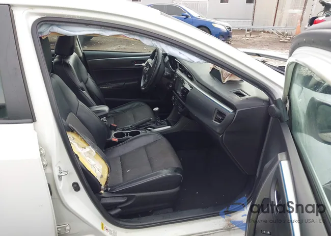 2T1BURHE3FC395162: 44369738