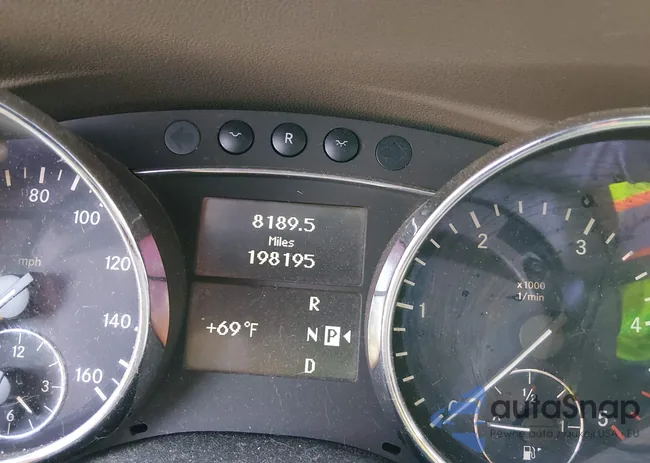 4JGCB2FE3AA107685: 44371001