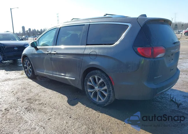 2C4RC1GG4HR679795: 44371008