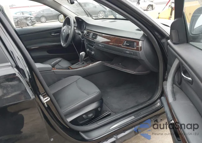 WBAPH5C53BA445743: 44371010