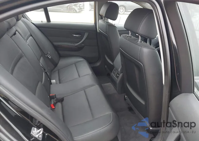 WBAPH5C53BA445743: 44371010