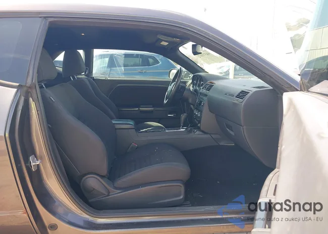 2C3CDYAG8DH548796: 44371012