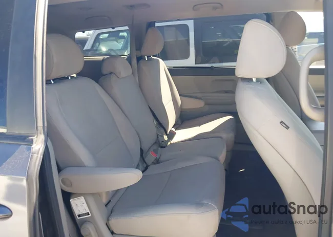 KNDMB5C16G6159514: 44371110