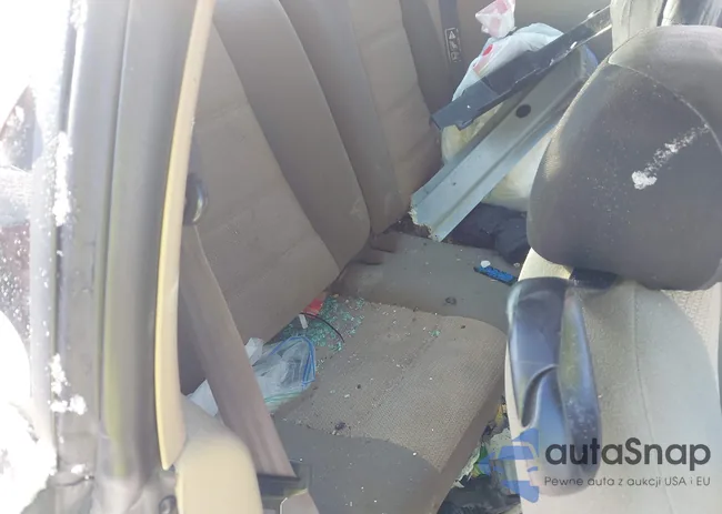 1FAFP40401F166152: 44371142