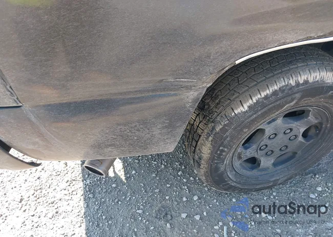 2GCEC19T331394974: 44371181