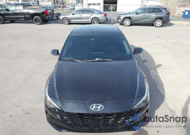 KMHLM4AG2PU415016: 44371221