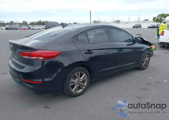 5NPD84LF7JH389452: 44371266